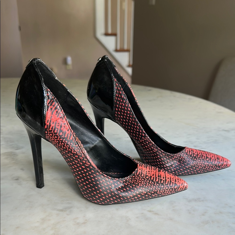 G by Guess Black and Red Snakeskin Heels